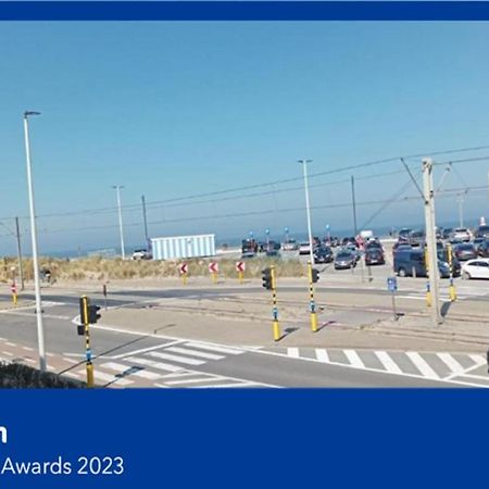 Frontaal Zeezicht In Appartement De Strandjutter Oostende Eksteriør billede